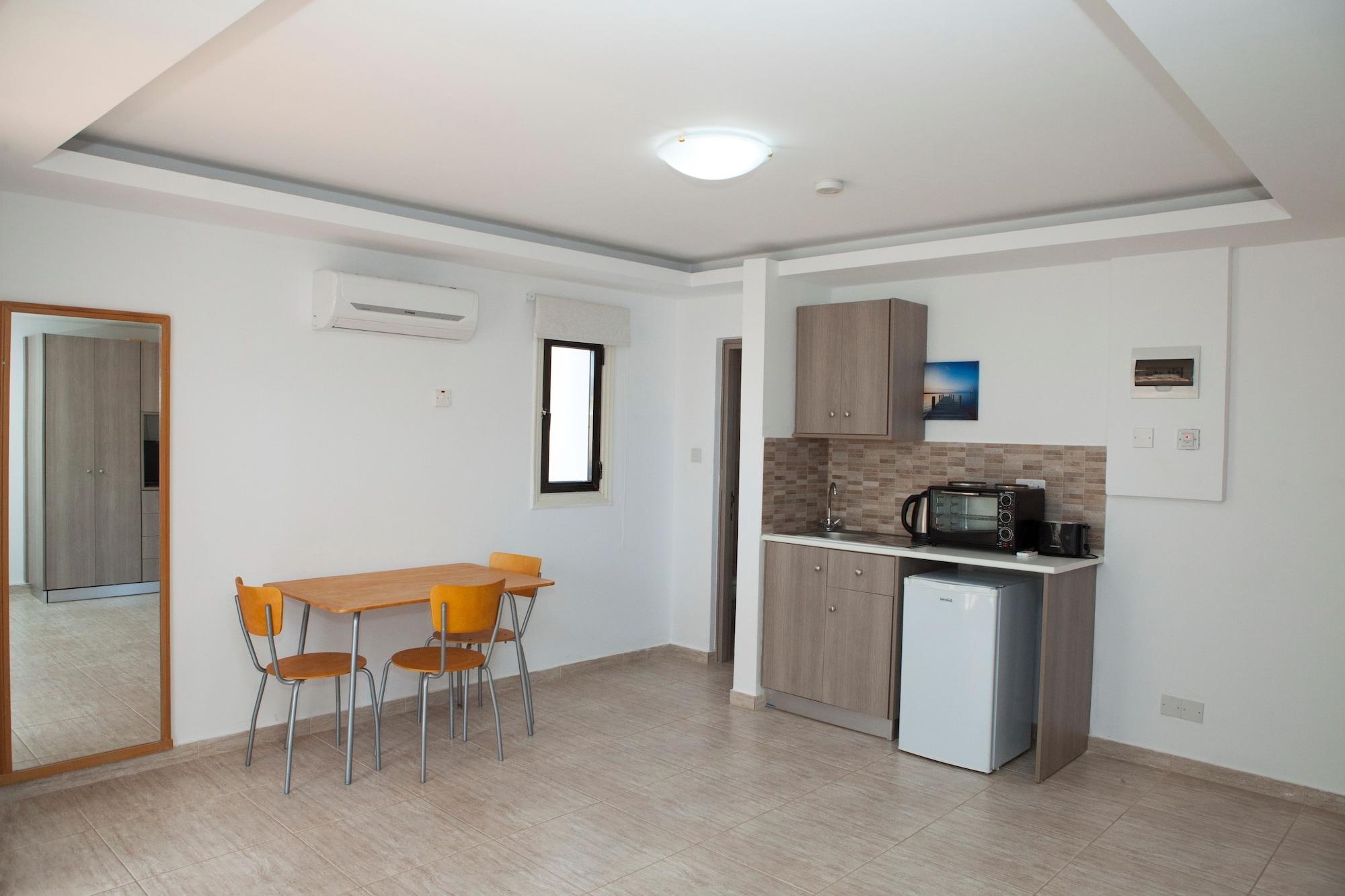 Alecos Hotel Apartments Paphos Eksteriør billede