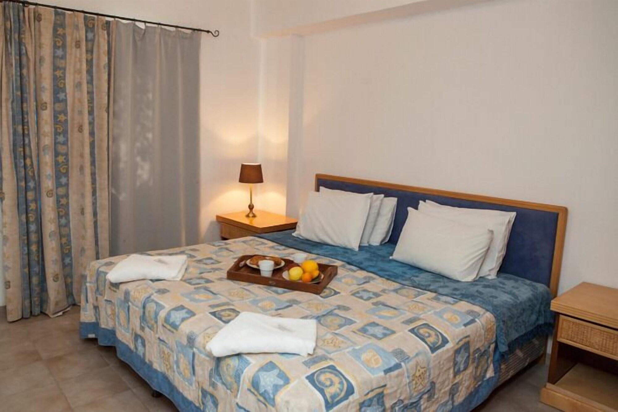 Alecos Hotel Apartments Paphos Eksteriør billede