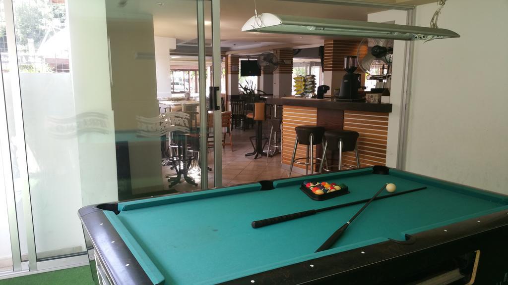 Alecos Hotel Apartments Paphos Eksteriør billede