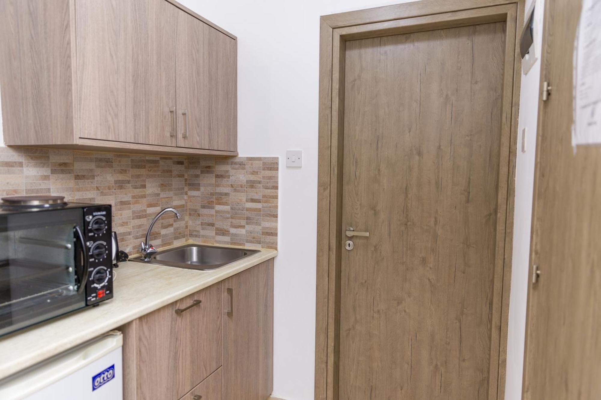 Alecos Hotel Apartments Paphos Eksteriør billede
