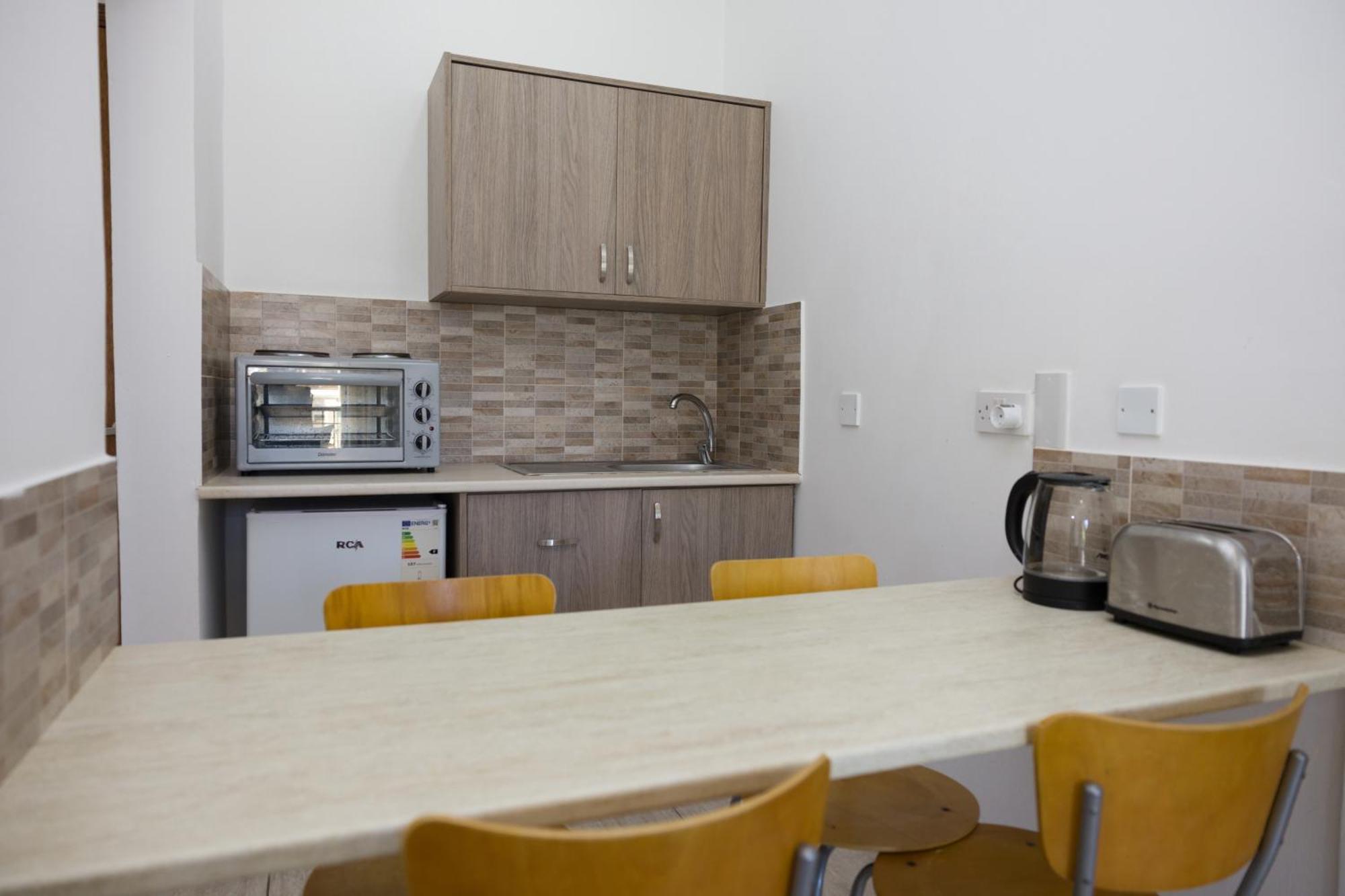 Alecos Hotel Apartments Paphos Eksteriør billede